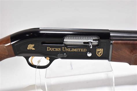 Non Restricted Shotgun Beretta Model A303 Ducks Unlimited 12 Ga 3