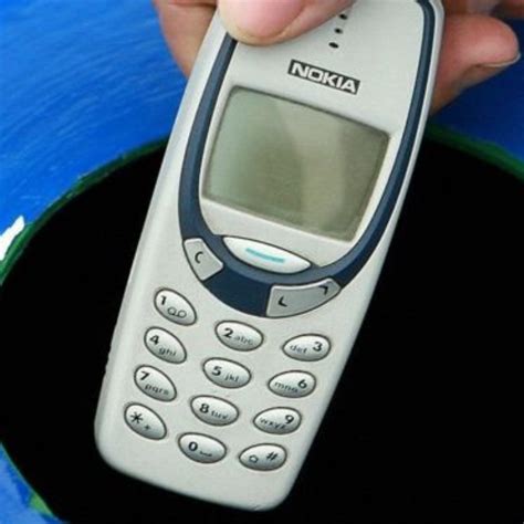 Isso mesmo, 30 dias de bateria…velhos. Nokia Tijolao - 2 Antigo Celular Nokia 6120 I N 5120 1100 ...