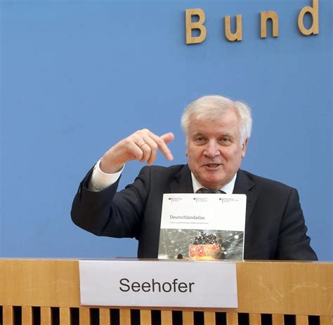Isabell giffey is on facebook. Frank-Walter Steinmeier entlässt Franziska Giffey aus dem ...