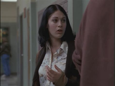 lizzy in freaks and geeks tests and breasts lizzy caplan image 17700313 fanpop