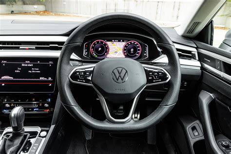 Volkswagen Brings Back The Push Button Steering Wheel Carexpert