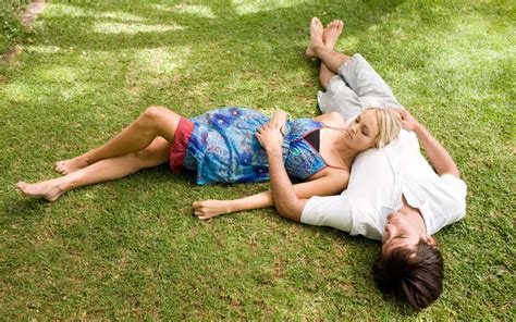 15 Hot Summer Sex Ideas Sexy Summer Activities For Couples