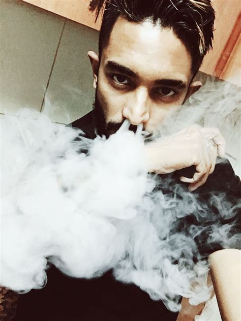 I Don T Blow Smoke I Blow Clouds Halloween Face Makeup Face Makeup Halloween Face