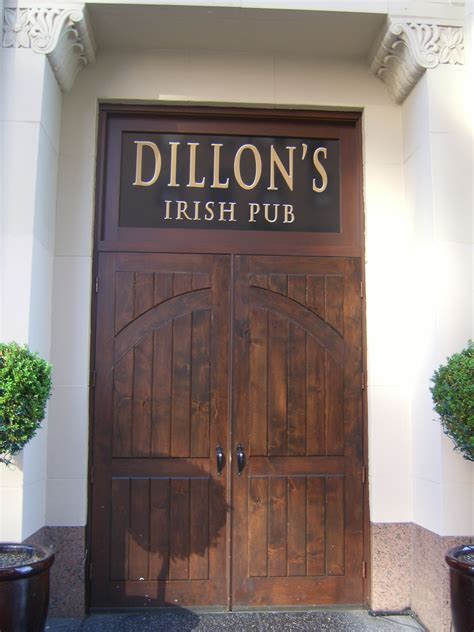 Hollywooddillons Irish Pub Outdoor Decor Irish Pub Home Decor