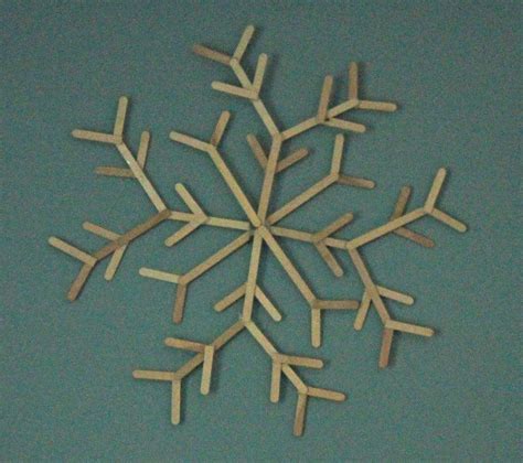 Snowflakes Made With Popsicle Sticks Imagine Them Sprayed