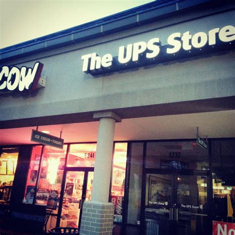 Robert Dyer @ Bethesda Row: UPS STORE OPENS IN BETHESDA 20816 ZIP CODE