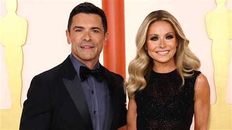 Kelly Ripa Recalls Ludicrous Sexual Rituals Over Facetime With
