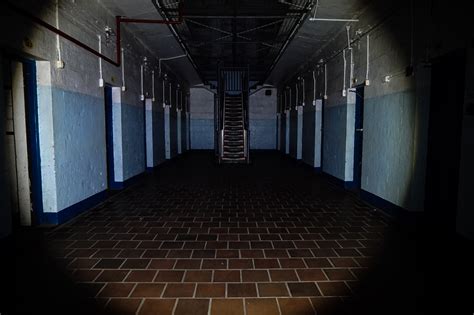 5 Most Haunted Prisons From Around The World Amys Crypt