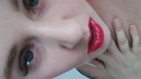 Red Lips Green Eyes Blonde Hair Preview Full Video Manyvids