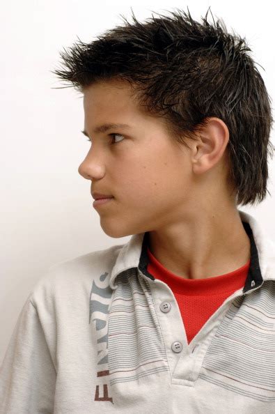 The acting bug caught me early when i got to play the lead in a local play. OFFICIAL TAYLOR LAUTNER FAN PAGE: Old/New Taylor "The ...