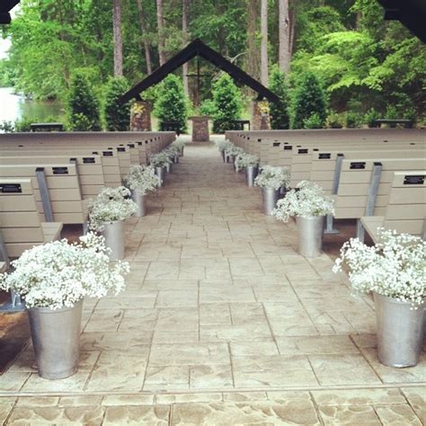 Designed for your wedding ceremony, our ceremony barn offers comfort, convenience, and privacy for your event. 10 Barn Wedding Decor ideas