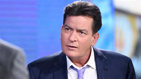 Charlie Sheen’s Attack By Neighbor Caps Off Rollercoaster Year Of Sobriety Single Fatherhood