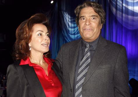 Mes communications personnelles seront paraphées d'un bt. Bernard Tapie : s'il se présente à Marseille, sa femme de ...