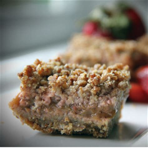 I prefer to use lard for the flaky pie crust and thin, red rhubarb stalks for the filling. Healthy Strawberry Rhubarb Bars | TheBestDessertRecipes.com