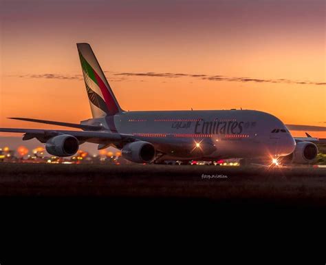 Find Picture Picture Video Airbus A380 Emirates Jet Aircraft