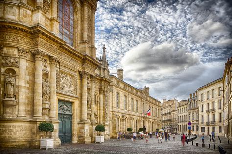 Последние твиты от bordeaux (@bordeaux). Bordeaux w pigułce. Najelegantsze miasto świata (+ MAPA)