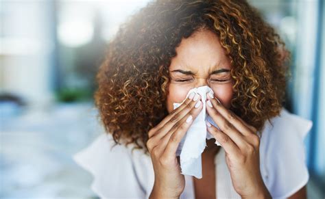 Self Heres How To Stop A Runny Nose As Quickly As Possible According To Doctors