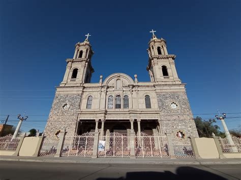 Parroquia Nuestra Señora Del Rosario De Fátima En La Ciudad Hermosillo