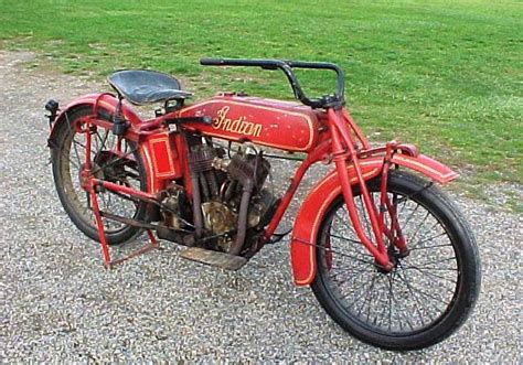Early Indian Motorcycles Leaders Of The Racing Pack Worthpoint