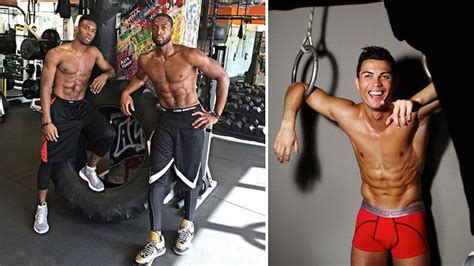These 25 Male Athletes Have The Most Irresistible Abs Youll Ever See