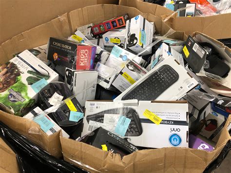 Pallet Of Electronics Accessories Customer Returns Marketplace