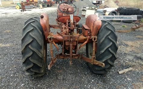 Allis Chalmers D14 Farm Tractor