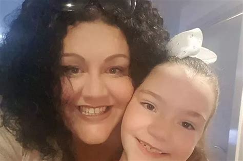 mum horrified after daughter 10 asked to send topless picture to verify age on dress up app