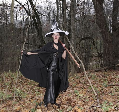 Witch With Broom In Forest Porn Pictures Xxx Photos Sex Images 4031370 Pictoa