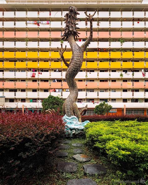 Whampoa Dragon Fountain Statue Photo Spot Singapore