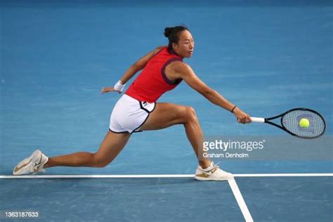 Qinwen Zheng Height Chinese Tennis Player Qinwen Zheng S Weight Coach