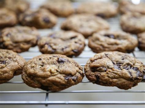 Duff Goldmans Tips On Baking The Best Cookies