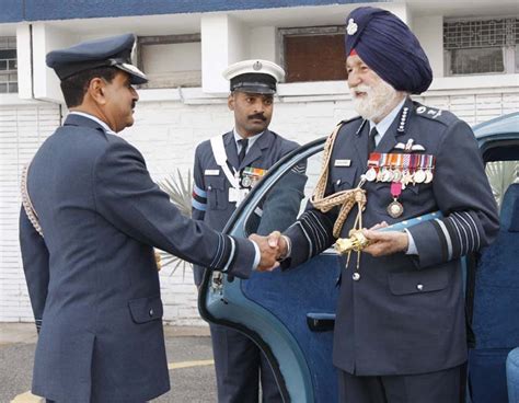 Report My Signal Professional Matters Marshal Of The Indian Air Force Arjan Singh Visits Air