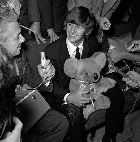 The Lost Photos Of Ringo Starr’s Chaotic Sfo Stopover In 2022 Ringo Starr Starr Beatles Fans