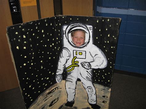 Vbs Photo Booth Outer Space Theme Outer Space Birthday Vbs Crafts