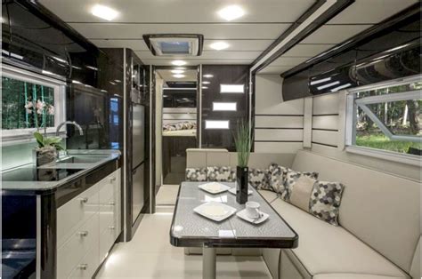 Weitere ideen zu luxus wohnwagen, wohnwagen, luxus. Luxus-Wohnmobile made in Germany - dhz.net | Luxus ...