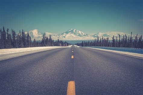 Open Road To Mountains 4k Hd Nature 4k Wallpapers