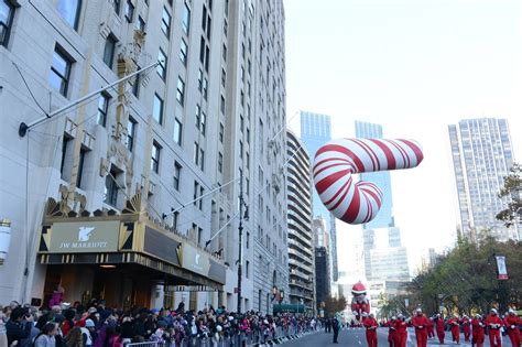Macys Thanksgiving Day Parade Hotels Jw Marriott Essex House New York