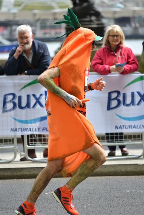 London Marathon 2017 Runners In Costumes Photos Footwear News