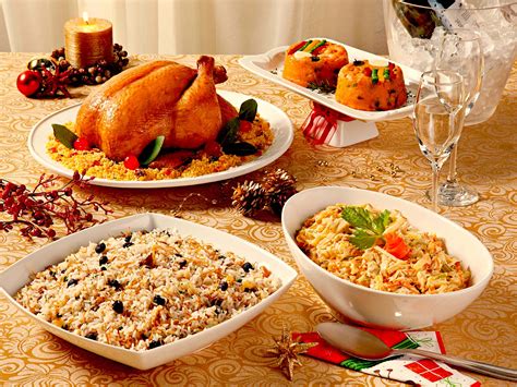 From traditional dishes like honey glazed ham to nontraditional picks like mushroom stromboli, there's a holiday recipe that will satisfy. Celebrating with a Traditional Christmas Dinner in Brazil ...