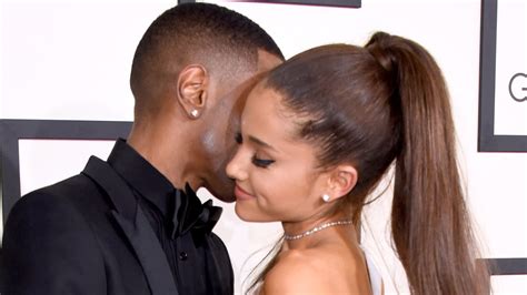 Ariana Grande And Big Sean Kissing Grammys 2015 Pda Youtube