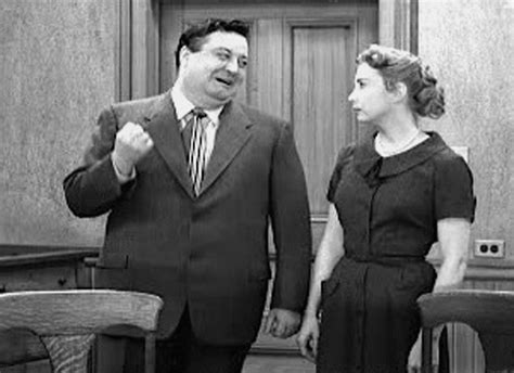 Jackie Gleason The Honeymooners A Tv Classic Pictures Cbs News