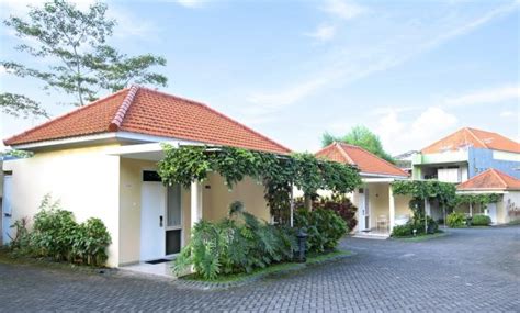 Bayar lebih murah untuk kualitas dan kecepatan lebih baik. 15 Hotel Murah di Batu Malang Rp.100.000 2021 Dekat Jatim ...