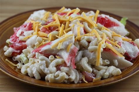 When serving plain, you can serve on lettuce leaves or individual glass dishes (martini you can either make our hawaiian macaroni salad and add imitation crab meat or you can make this recipe and add a cup or two of cooked macaroni noodles. Imitation Crab Salad Recipe