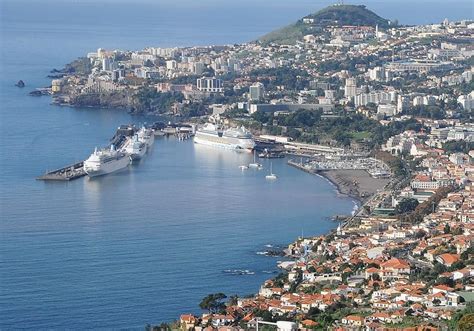 Madeira island, your complete tourism destination guide. Funchal (Madeira Island, Portugal) cruise port schedule ...