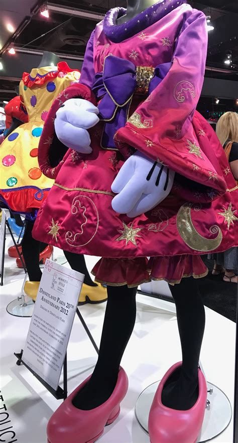 Minnies Style The Fashion Of Minnie Mouse At D23 Expo 2017 D23 Expo