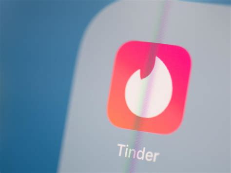 Tinder Offers Free Advertising To Support Sexual Violence Awareness