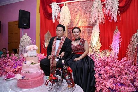 kabanlamacom pua kumbu dress  mo couture wedding sarawak