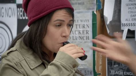 New Trending GIF On Giphy Broad City Giphy Abbi Jacobson