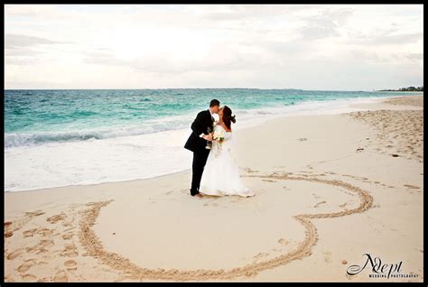 When you book beach weddings with us, we will guarantee to give your wallet a reason to smile. Beach Wedding Photography Fort Lauderdale/Miami - Adept ...