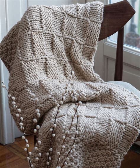 Lap Blanket Knitting Pattern Bulky Knit Blanket Free Pattern Using 3 Strands Of Yarn How